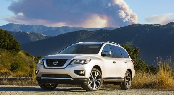 Nissan Modell Pathfinder perfektioniert