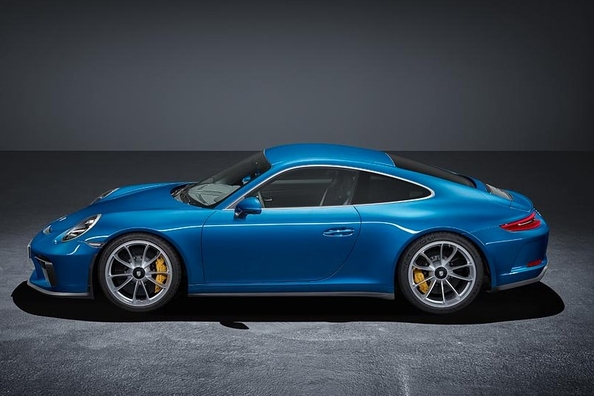 Porsche präsentiert eine spezielle Version des 911 GT3 Touring Package Foto 3