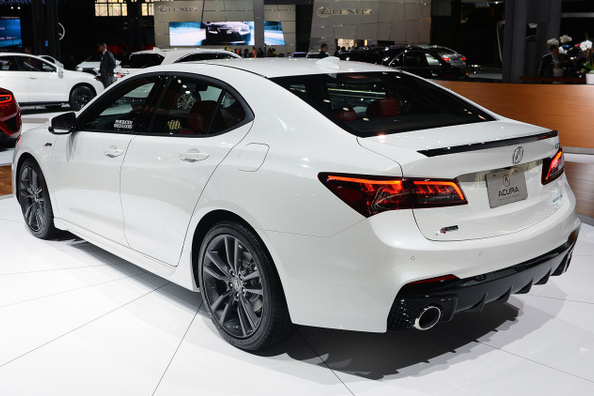 Aktualisierte Premium-Limousine Acura TLX Foto 3