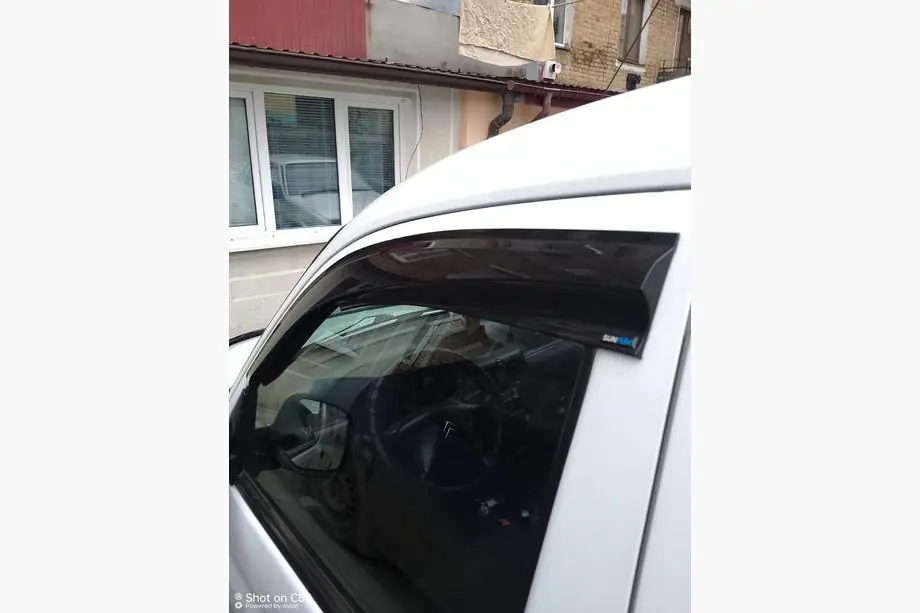 Peugeot Partner 1996-2008 Windabweiser (2 Stk., Sunplex Sport) Foto 4