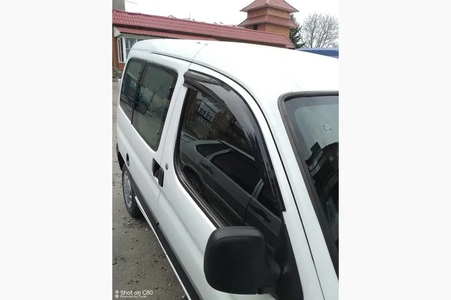 Peugeot Partner 1996-2008 Windabweiser (2 Stk., Sunplex Sport) Foto 3