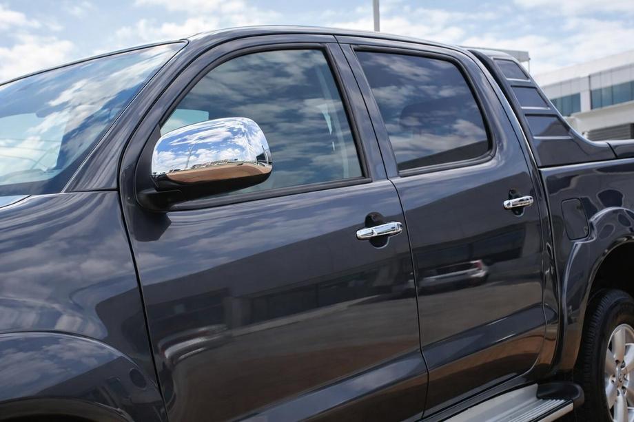 Toyota Hilux 2006-2015 Spiegelabdeckungen (2 Stk., Edelstahl) Carmos - Türkischer Edelstahl Image