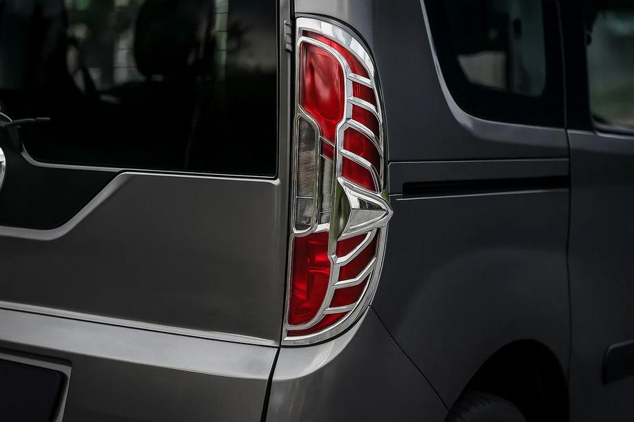 Fiat Doblo II 2010-2022 Chrom Rückleuchten Abdeckung (2015↗, 2 Stk, Kunststoff) Image