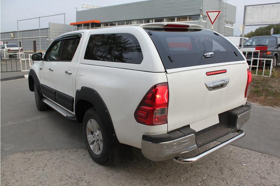 Toyota Hilux 2015- Kotflügelverbreiterungen (2015-2020, ABS, zum Verschrauben) Foto 10