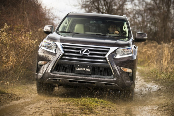 Übersicht eines SUV Lexus GX460