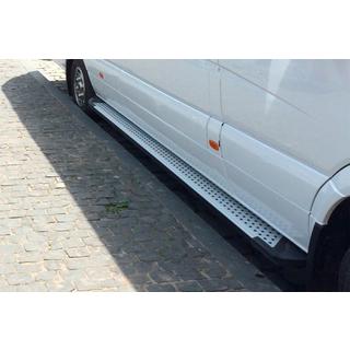 Trittbretter Allmond Grey (2 Stk., Alu) Mercedes Sprinter W906 2006–2018 Foto 1