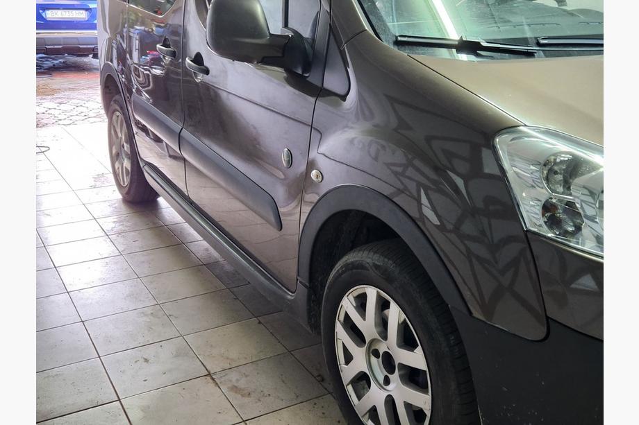 Citroen Berlingo 2008-2018 Radlaufverbreiterungen (4 Stk, schwarz) 1 Seitentür, Metall Foto 9