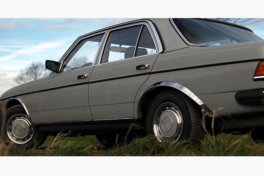 Mercedes W123 1975-1986 Radlaufverkleidungen (4 Stk, Edelstahl) Foto 5