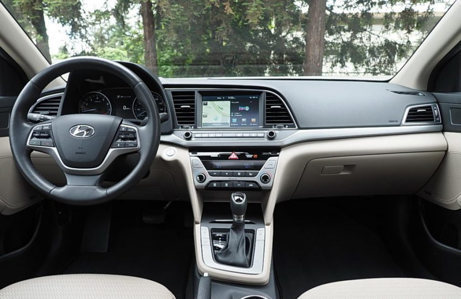 Übersicht der Hyundai Elantra Limousine der sechsten Generation