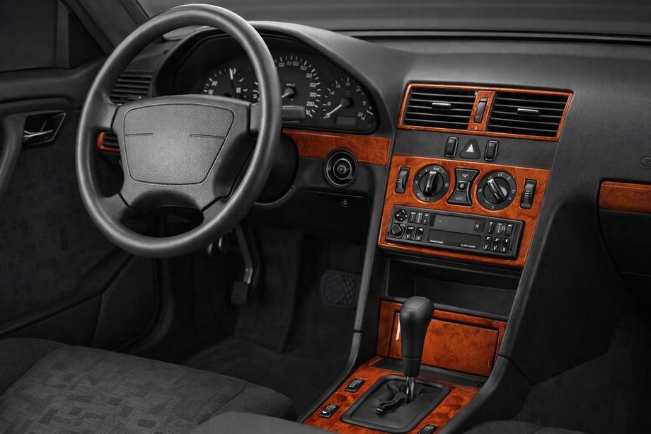 Mercedes C-class W202 1993-2001 Armaturenbrett Abdeckungen (1995-1997) Aluminium Image