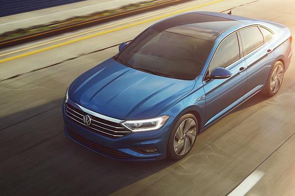 Übersicht der aktualisierten Limousine Volkswagen Jetta