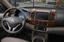 Mitsubishi L200 2006-2015 Armaturenbrett Abdeckungen (13-teilig) Aluminium Foto 1