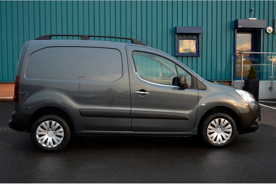 Citroen Berlingo 2008-2018 Fensterrahmenleisten aus Edelstahl Foto 2