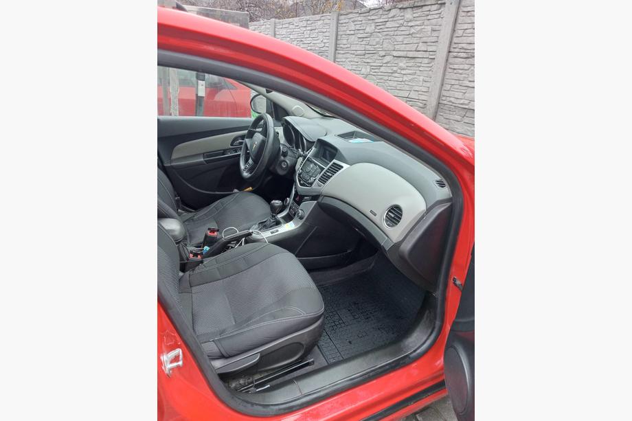 Chevrolet Cruze 2009–2015 Gummimatten (Polytep) Foto 2