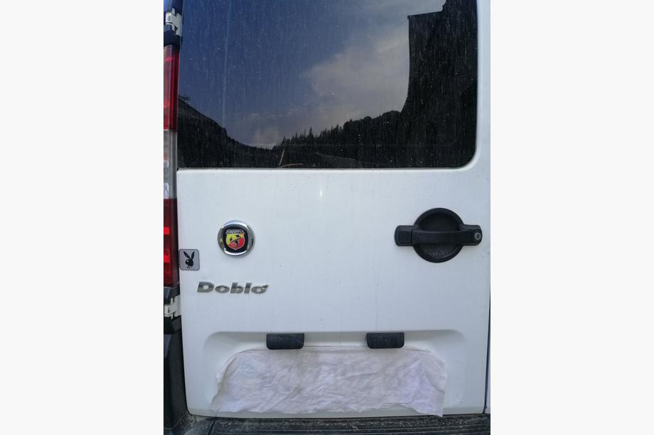 Fiat Doblo I 2005-2010 Emblem (Abarth, selbstklebend) 120 mm Foto 3