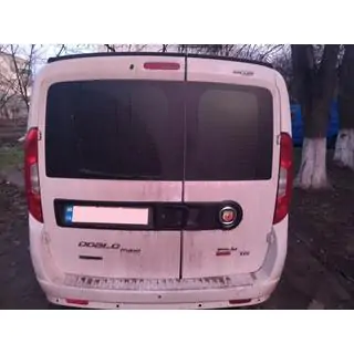 Emblem (Abarth, selbstklebend) Foto 4