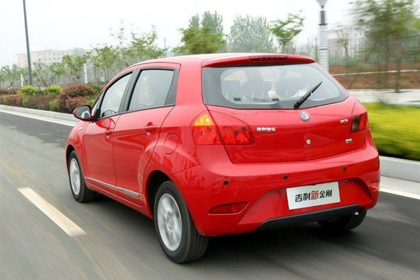 Übersicht Fließheck Geely GC5 Foto 3