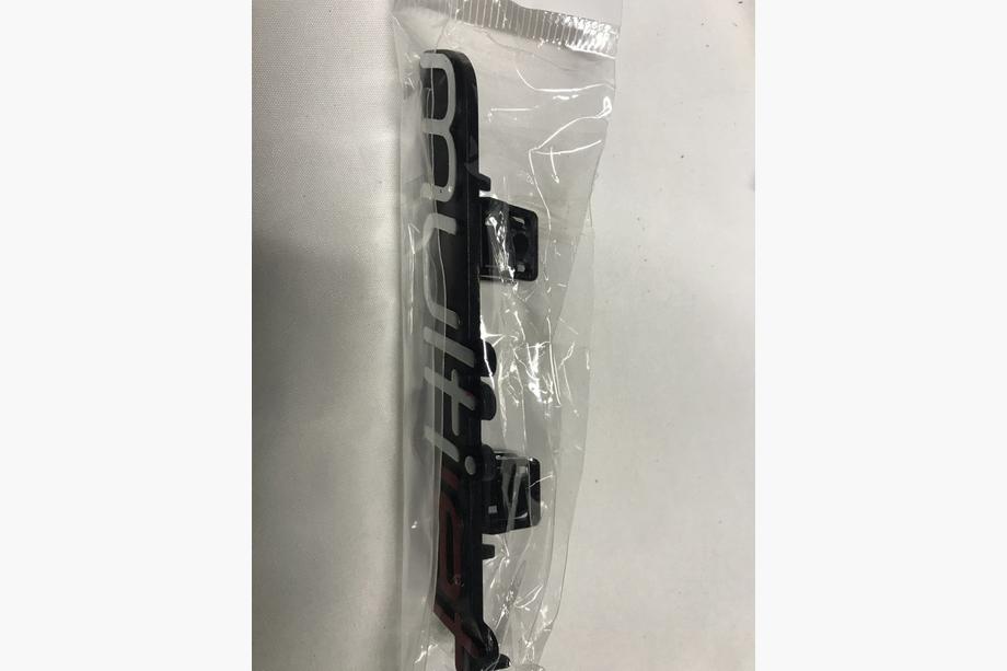 Alfa Romeo MiTo 2008-2018 Emblem Multijet (zum Klemmen) JET - leuchtend rot Foto 3