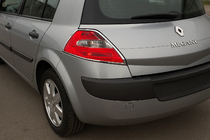 Renault Megane II 2004-2009 Chrom Blenden für Rückleuchten (HB, 2 Stk, Kunststoff) Foto 1