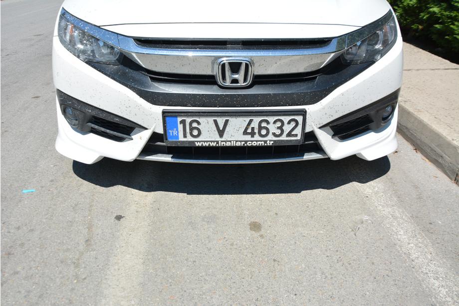 Honda Civic Sedan X 2016-2021 Ecken für Frontstoßstange (zum Lackieren) Foto 2