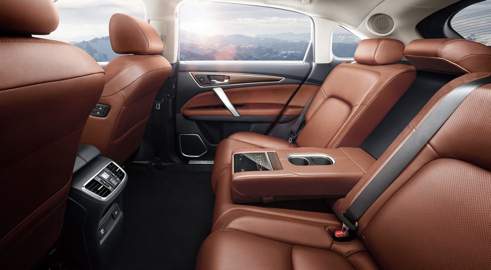 Überblick über Crossover Honda Avancier Modelljahr 2017