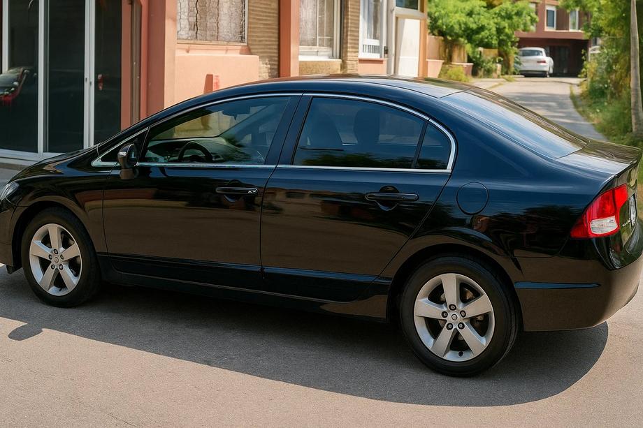 Honda Civic Sedan VIII 2006-2011 Komplette Fensterumrandung Edelstahl (12-tlg.) Foto 1