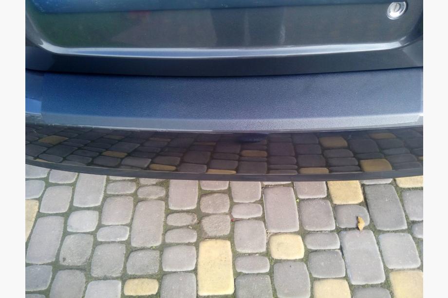 Chevrolet Aveo T250 2005-2011 Heckstoßstangenabdeckung mit Kante Kunststoff Foto 3
