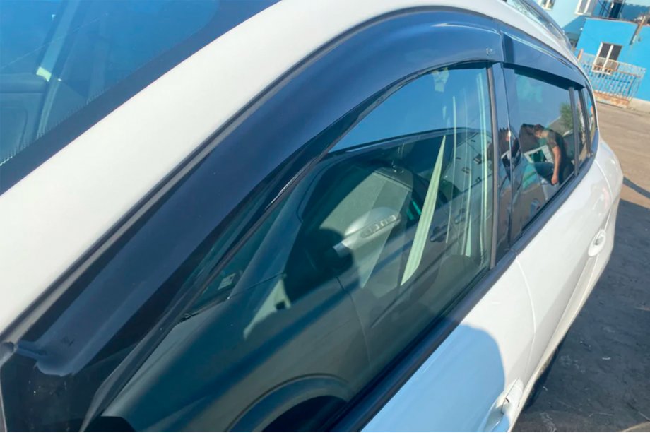 Renault Megane III 2009-2016 Windabweiser SW (4 Stk, HIC) Foto 10