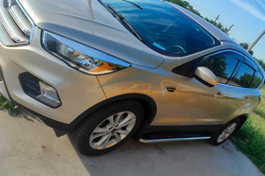 Ford Kuga/Escape 2013-2019 Seitenschweller Maydos V2 (2 Stk., Aluminium + Edelstahl) Foto 5