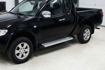 Mitsubishi L200 2015-2024 Seitenschweller Maya V2 (2 Stk., Aluminium) Foto 1