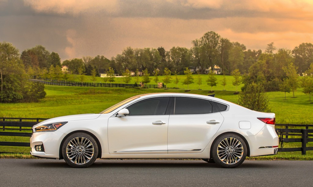 Limousine Kia Cadenza: Solidität, Komfort und Premium-Qualität