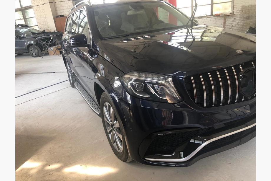Mercedes GL/GLS class X166 2012-2019 Bodykit mit Front- und Heckstoßstange AMG V1 (GLS63) Foto 6