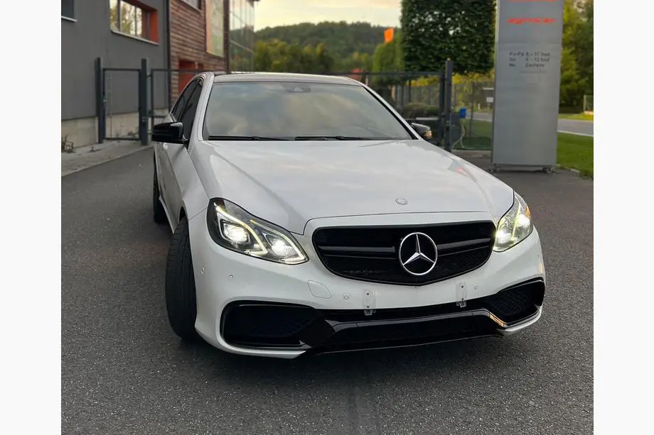 Mercedes E-сlass W212 2009-2016 E63 AMG Bodykit Set (für 2013-2016) Image