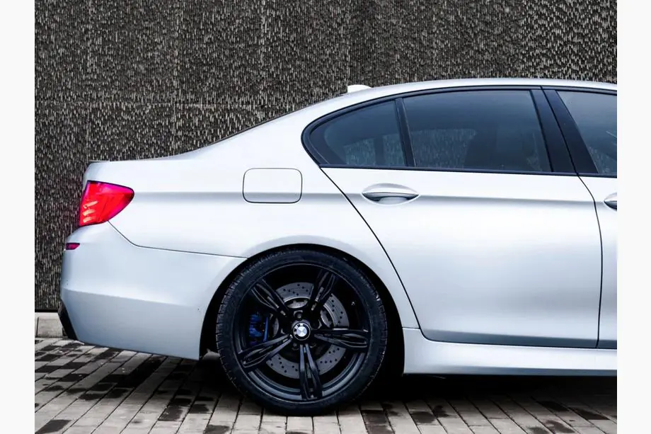 BMW 5 Series F10/F11 2010–2016 Karosseriekit mit Kotflügeln V1 (M5 Power) Foto 11