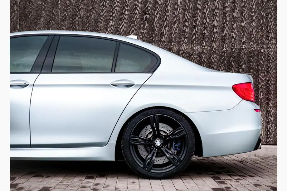 BMW 5 Series F10/F11 2010–2016 Karosseriekit mit Kotflügeln V1 (M5 Power) Foto 12