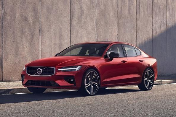 Übersicht der Limousine Volvo S60 der nächsten Generation Foto 7