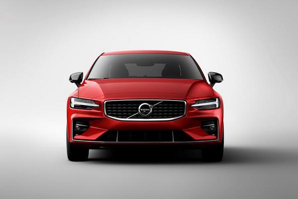 Übersicht der Limousine Volvo S60 der nächsten Generation Foto 6