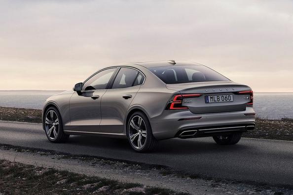 Übersicht der Limousine Volvo S60 der nächsten Generation Foto 5
