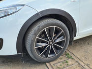 Renault Megane III 2009-2016 Kotflügelverbreiterungen (8 Stk, schwarz) Foto 2
