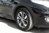 Renault Megane III 2009-2016 Kotflügelverbreiterungen (8 Stk, schwarz) SW, ABS-Kunststoff Foto 5