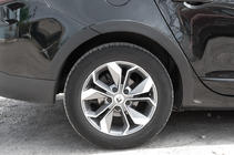 Renault Megane III 2009-2016 Kotflügelverbreiterungen (8 Stk, schwarz) Foto 12