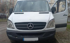 Mercedes Sprinter W906 2006–2018 Scheinwerferblenden Gerade (schwarz, ABS, 2006-2013) Foto 4