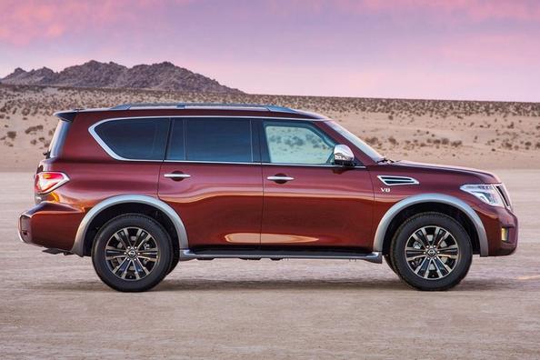 Übersicht der SUV Nissan Armada der zweiten Generation Foto 6