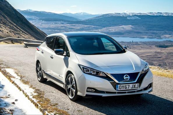 Elektrische Heckklappe Nissan Leaf der zweiten Generation Foto 5