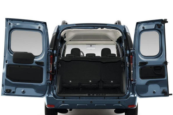 Bewertung der kompakten MPV Dacia Dokker Foto 6