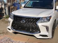 Lexus LX570/450d 2008-2022 Frontstoßstange für 2008-2015 im Facelift-Stil (grundiert zum Lackieren) Foto 9