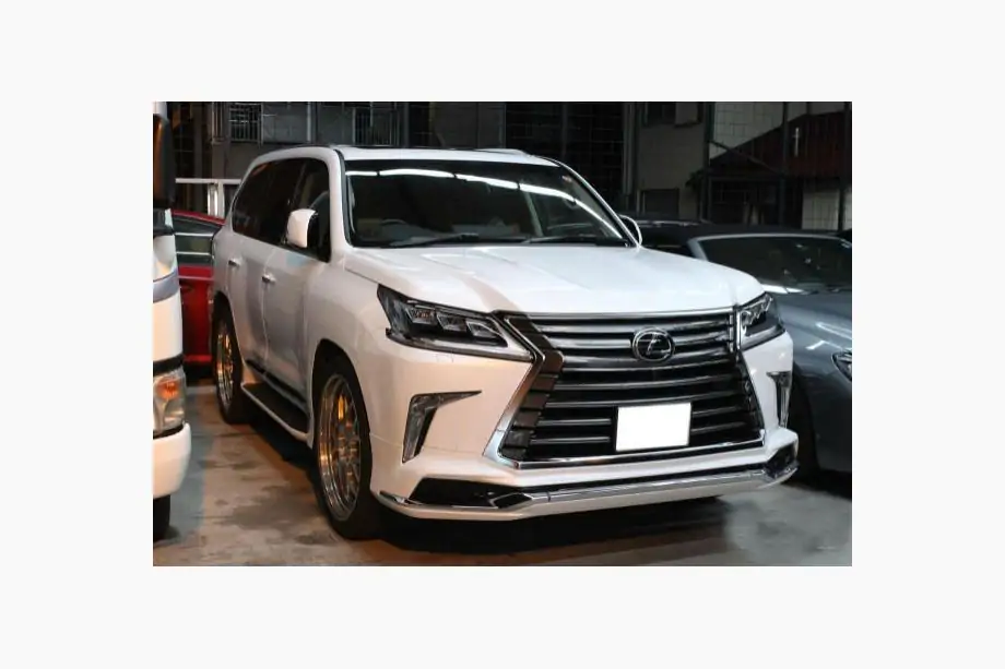 Lexus LX570/450d 2008-2022 Bodykit Satz (Modellista) Schwarz Foto 4