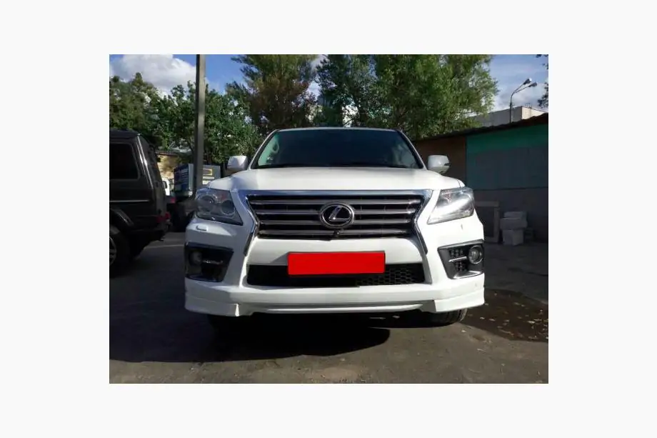 Lexus LX570/450d 2008-2022 Facelift Bodykit Auto 2008-2012 auf 2012-2016 F-Sport Foto 4