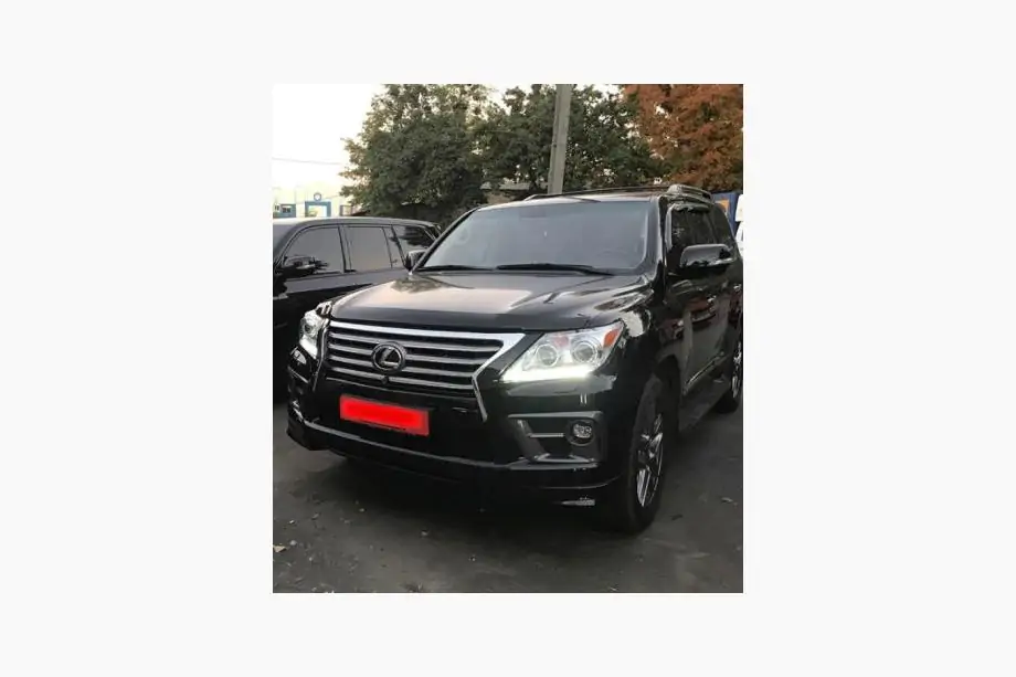 Lexus LX570/450d 2008-2022 Facelift Bodykit Auto 2008-2012 auf 2012-2016 F-Sport Foto 6