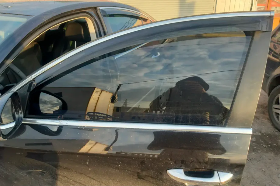 Volkswagen Passat B6 2006-2012 Windabweiser mit Chromleisten SD (4 Stk, HIC) Foto 7